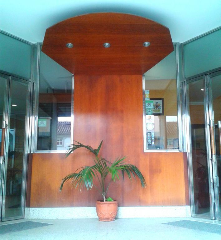 Hotel Paraiso Del Marisco 오그로브 외부 사진